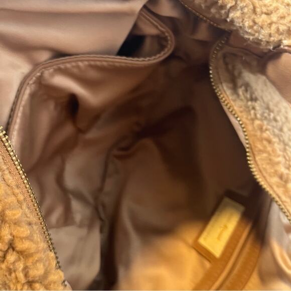 Anthropologie Solstice Brown Sherpa Hobo Style Crossbody Bag Woven Guitar Strap - Picture 3 of 3